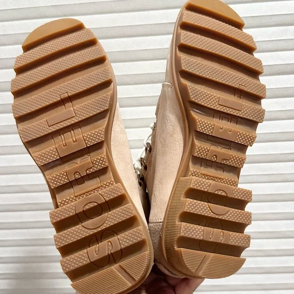 🌹SOREL🌹 Phoenix Short Leather Waterproof Boots Size: 6.5 - Picture 15 of 15